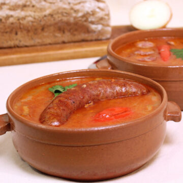 grah s kobasicom recept