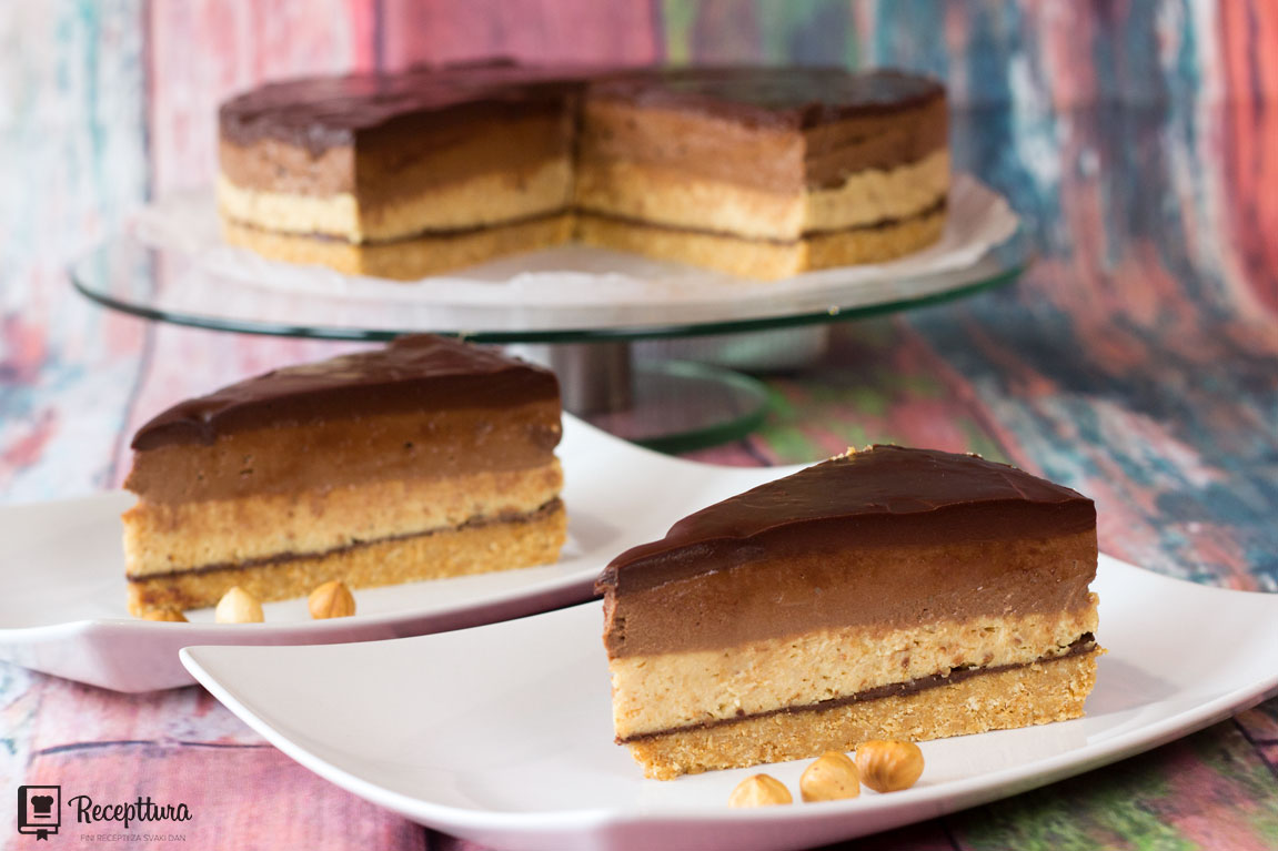 Bajadera torta s finim kremama od vanilije i čokolade.