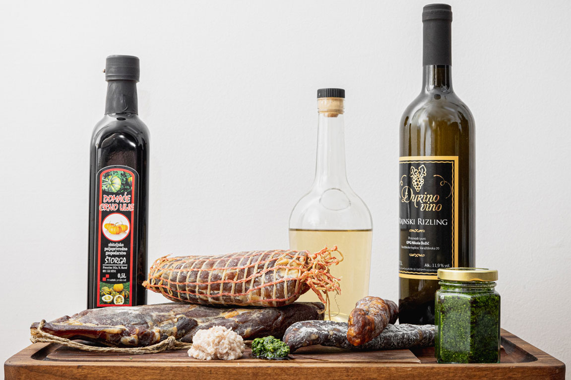 Đurina Hiža crno ulje Đurino vino proizvodi