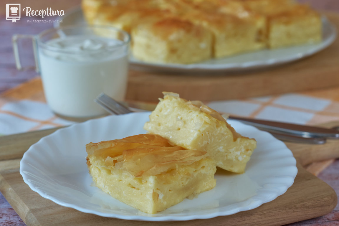 gibanica sa sirom gužvara