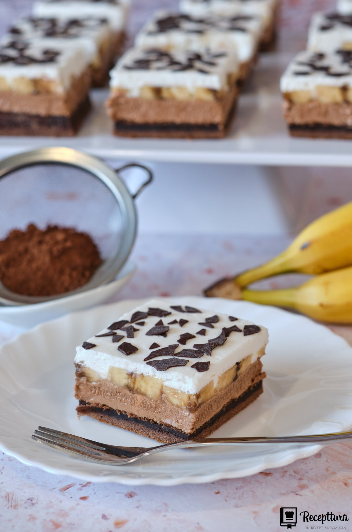 Banana kolač s čokoladnom kremom
