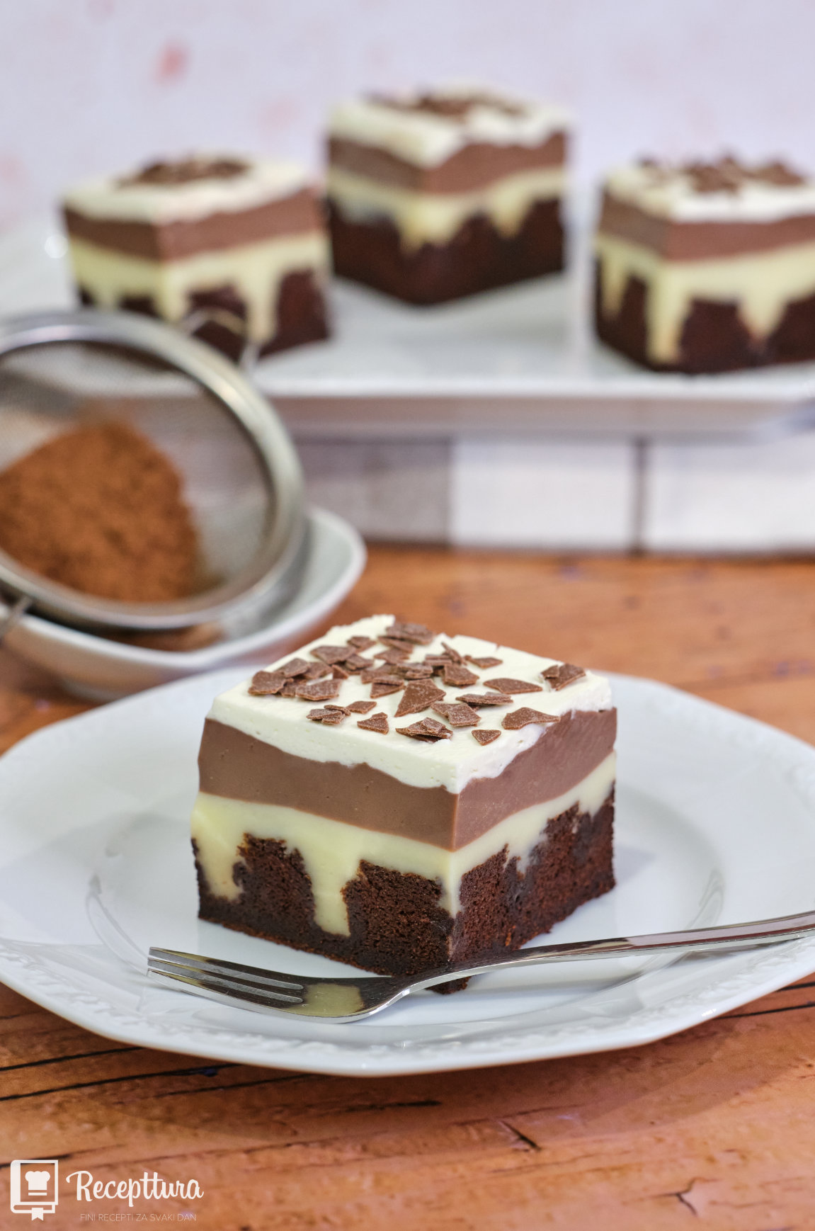 Puding kolač s rupama