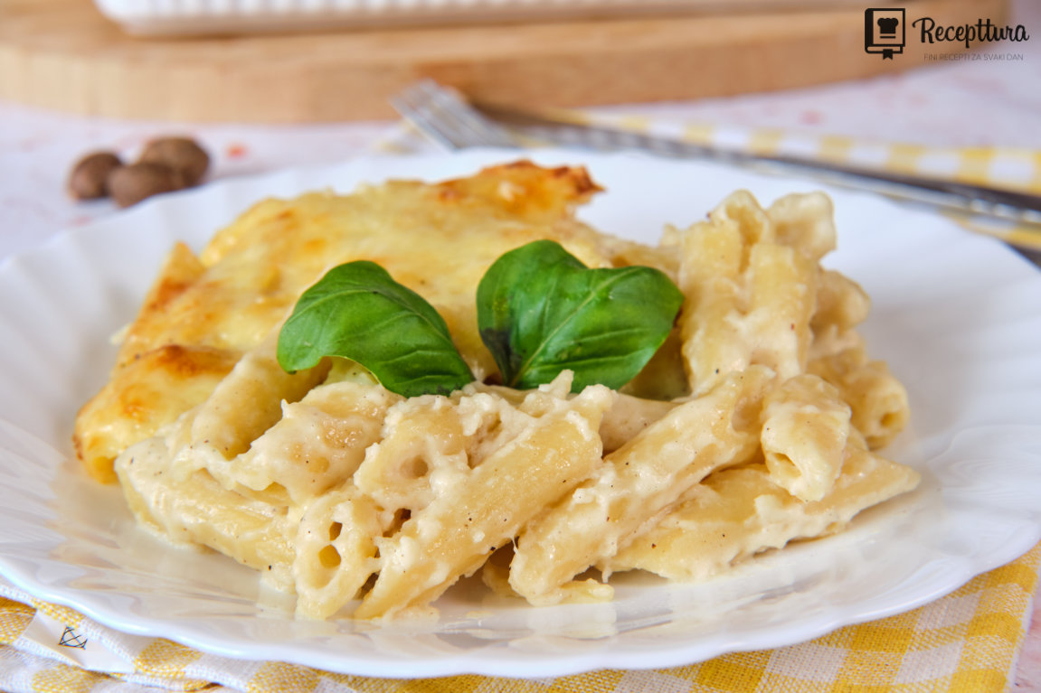 Makaroni sa sirom - Mac and Cheese
